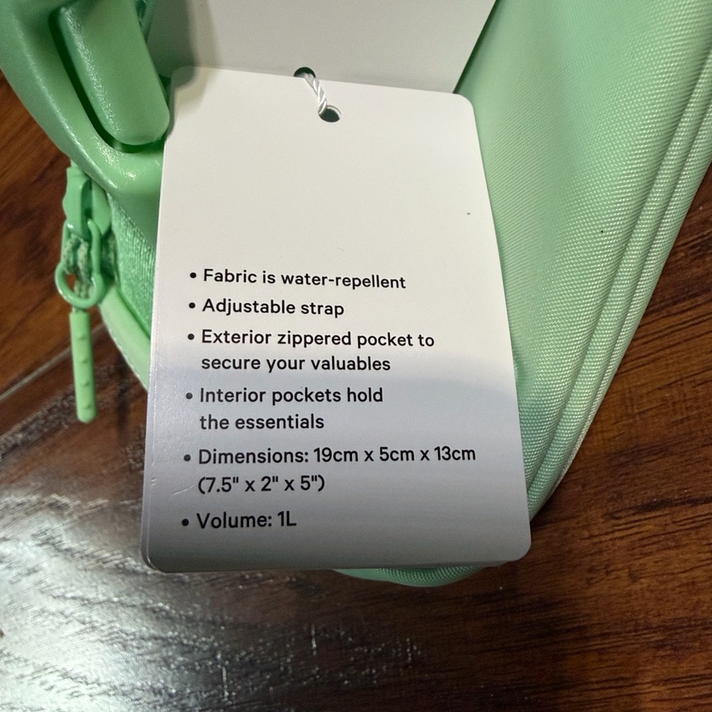 Lululemon Athletica Citra Lime Crossbody Bag - Picture 4 of 10
